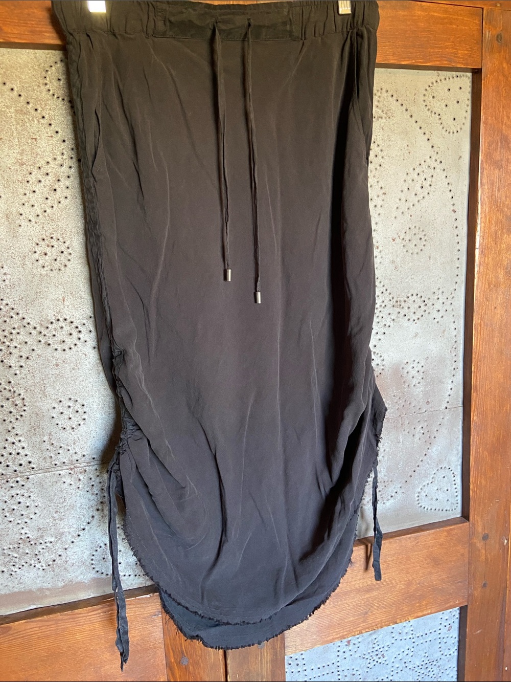 gosilk Ruched Side Raw Hem Black Skirt Size M